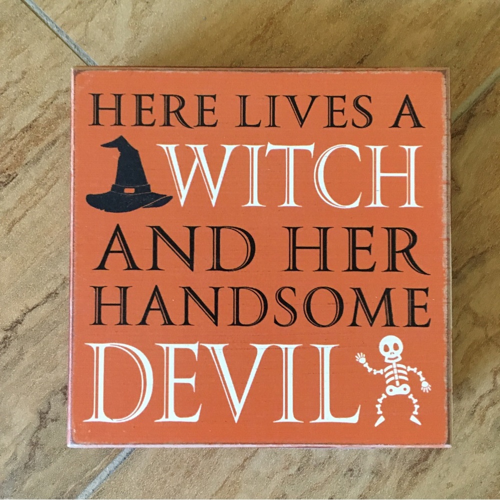 NEW HALLOWEEN DECOR